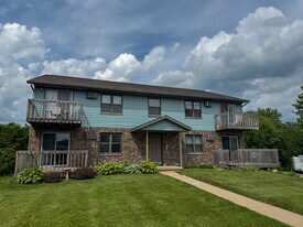 Building Photo - 639 Galena Ct