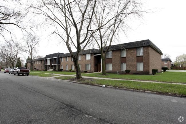 Primary Photo - East Point Terrace Apartments