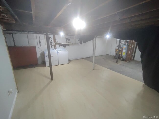 Building Photo - 15 Ketcham Pl