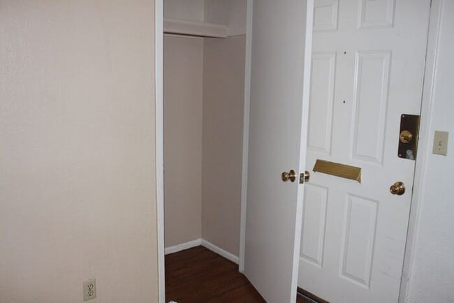 Building Photo - Affordable 2 Bedroom in Mesa