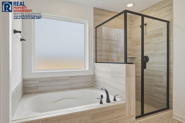 Building Photo - BRAND NEW luxury 5BD 4BA home w/ neighborhood pool! Triple Rockvale Schools! Internet included!