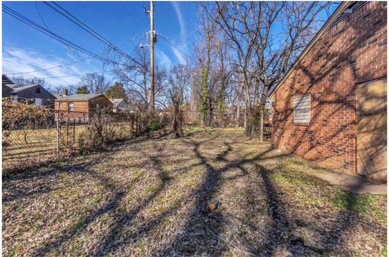 Building Photo - 769 Hilton St