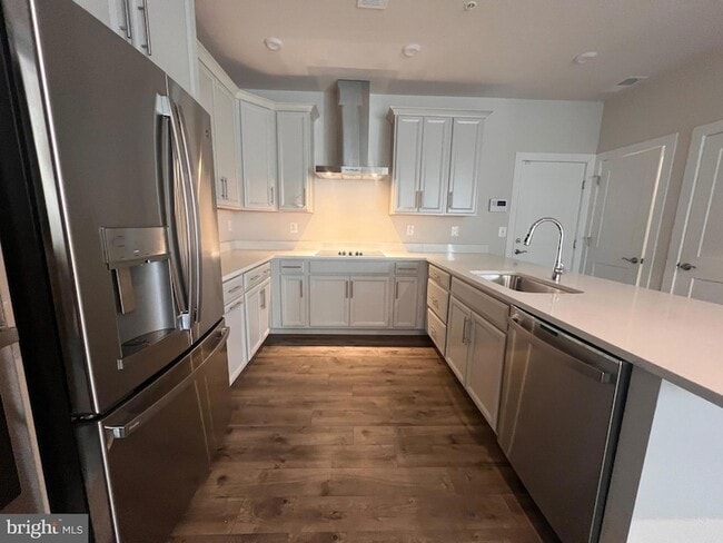 Building Photo - 44625 Wolfhound Sq
