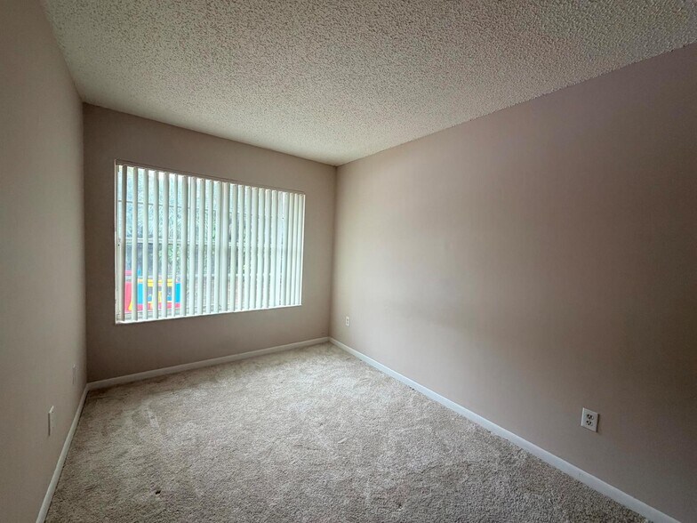 Building Photo - 5112 Society Pl W