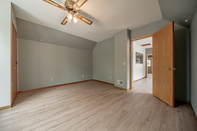 Building Photo - 1343 1/2-1343 1/2 W Washington St