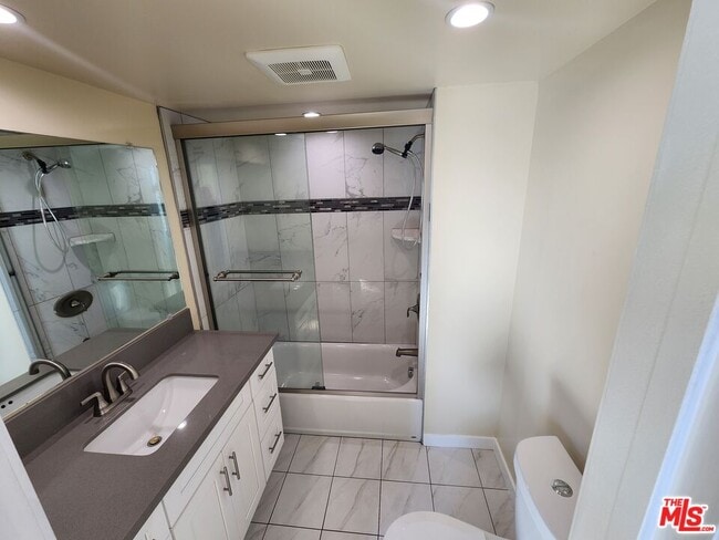 Building Photo - 2726 Cochran Ave