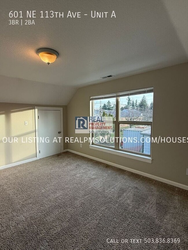 Building Photo - 601 NE 113th Ave