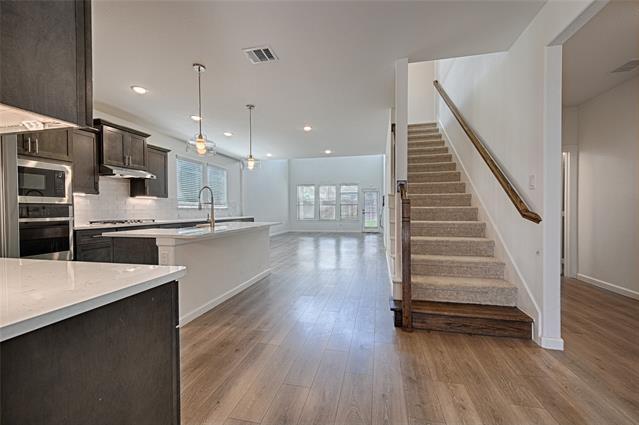 Building Photo - 3511 Clara Dr