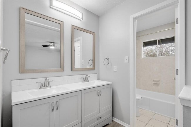 Building Photo - 5803 Lewood Dr