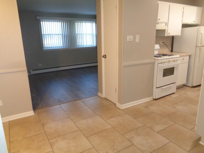 Building Photo - 10748 S Harlem Ave