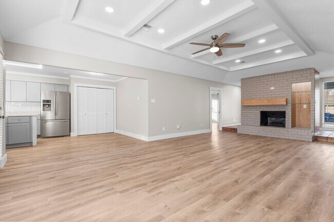 Building Photo - 14007 Overbrook Ln