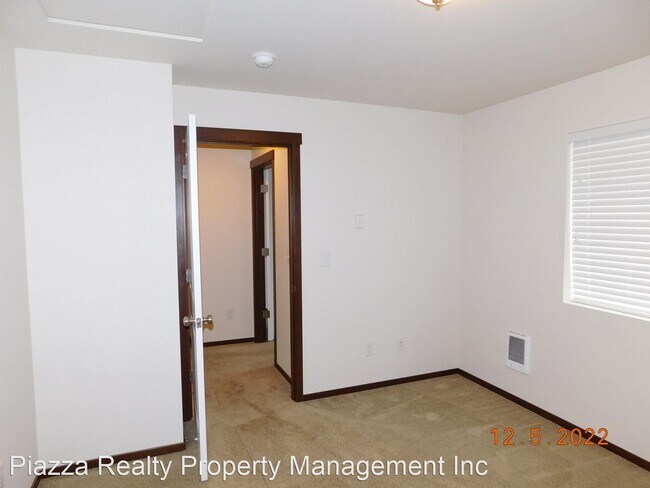 Building Photo - 3 br, 2 bath House - 1108 16th Street