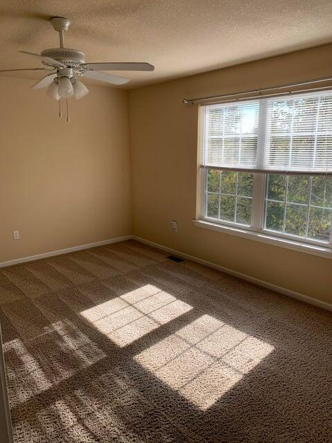 Building Photo - 307 Burnside Dr