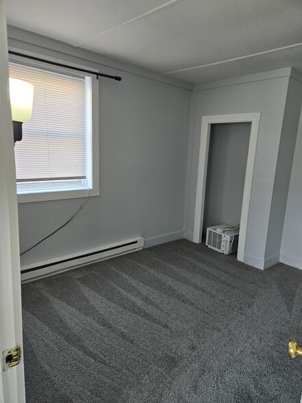 Building Photo - 354 Cherry St