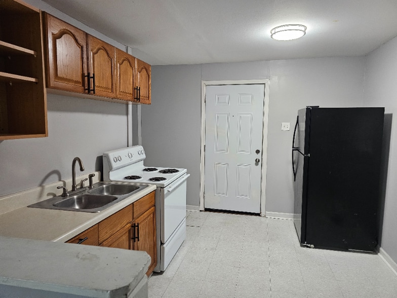 Building Photo - 117 Hamilton Cir