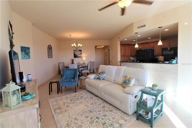 Building Photo - 501 Haben Blvd