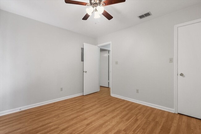 Building Photo - 1181 Brafforton Way