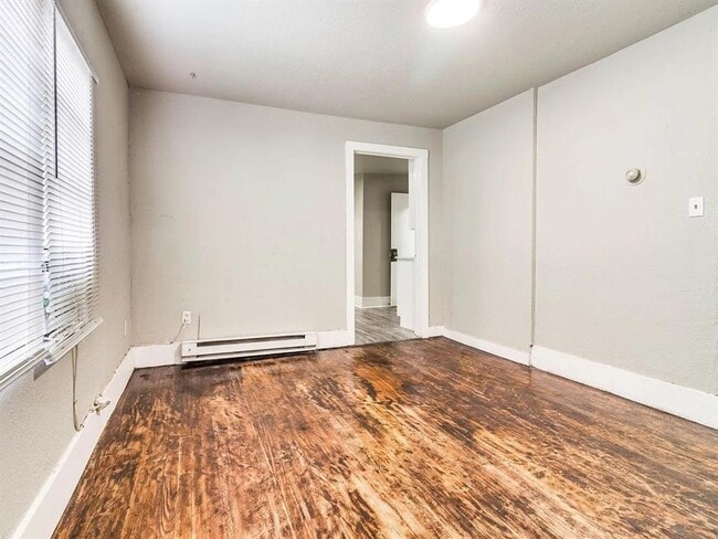 Building Photo - 1740 NW 11th St