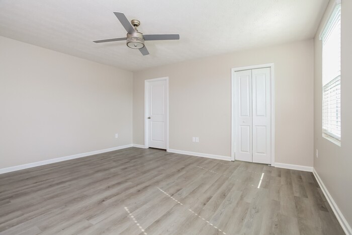 Building Photo - 5712 Tonya Marie Ct