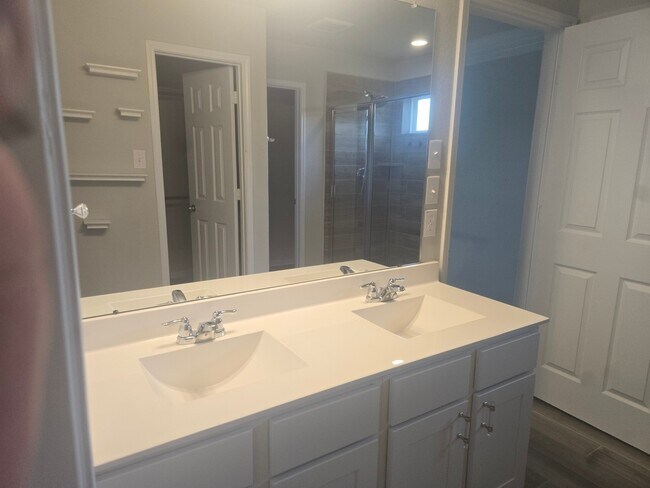 Building Photo - 29219 Enchanted Fls Cir