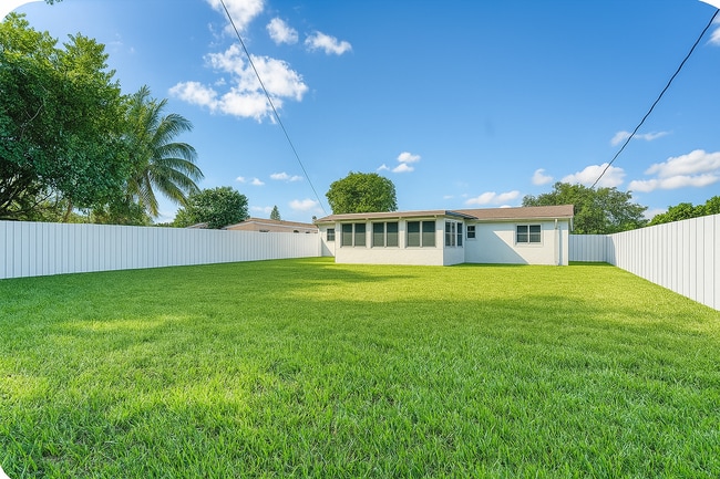 Building Photo - 10801 NW 23rd Ave