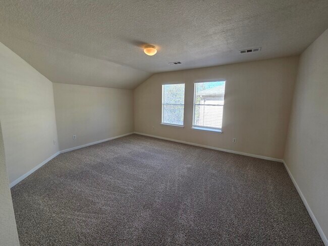 Building Photo - 5419 Bear Hunters Dr