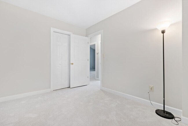 Building Photo - 3-Bedroom Home for in Cary – Close to Down...