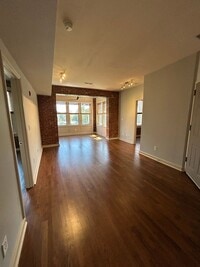Building Photo - Urban Charm Meets Cozy Comfort – Stylish 2...