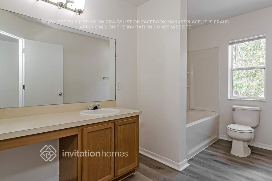 Building Photo - 9313 Wellstone Dr