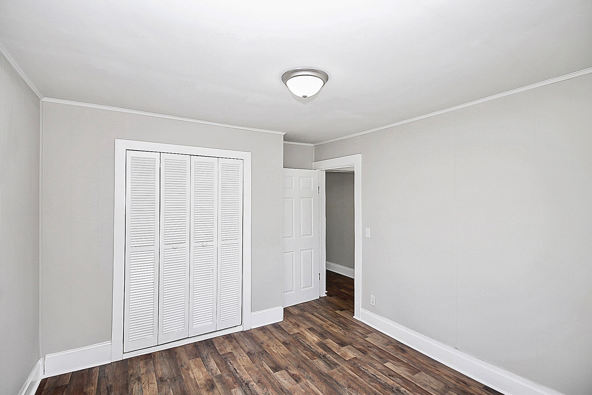 Building Photo - 209 Fairdale St