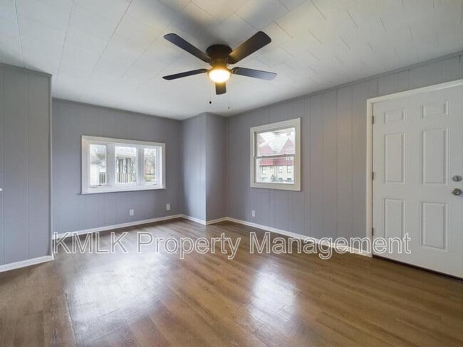 Building Photo - 519 Blake Ave