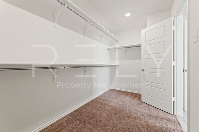 Building Photo - 521 Colonel McNally Cv