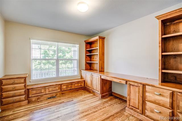 Building Photo - 2894 Bixby Ct