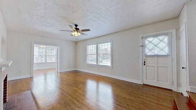 Building Photo - 1651-1653 Flagler Avenue