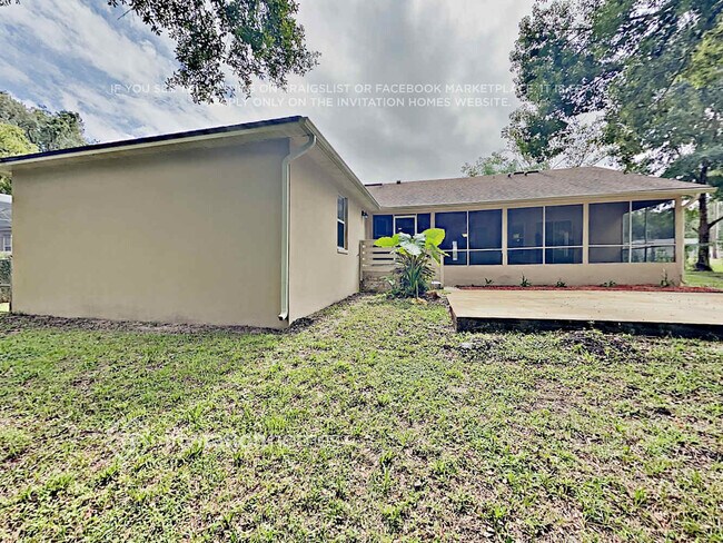 Building Photo - 641 Ridgewood St