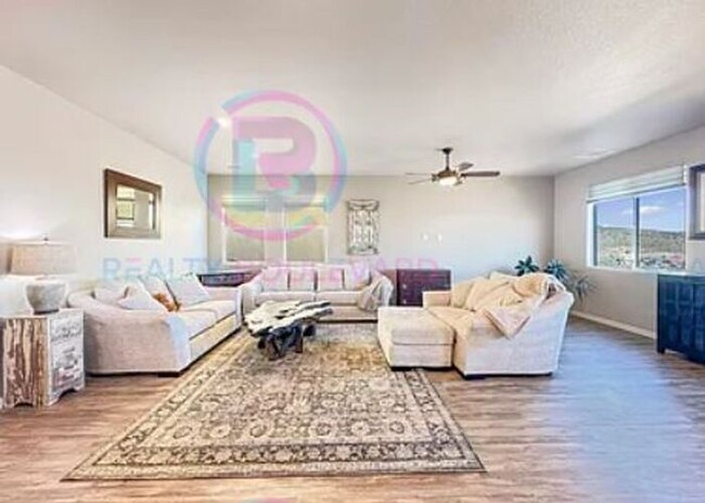 Building Photo - Modern 3-Story Home with Breathtaking Moun...