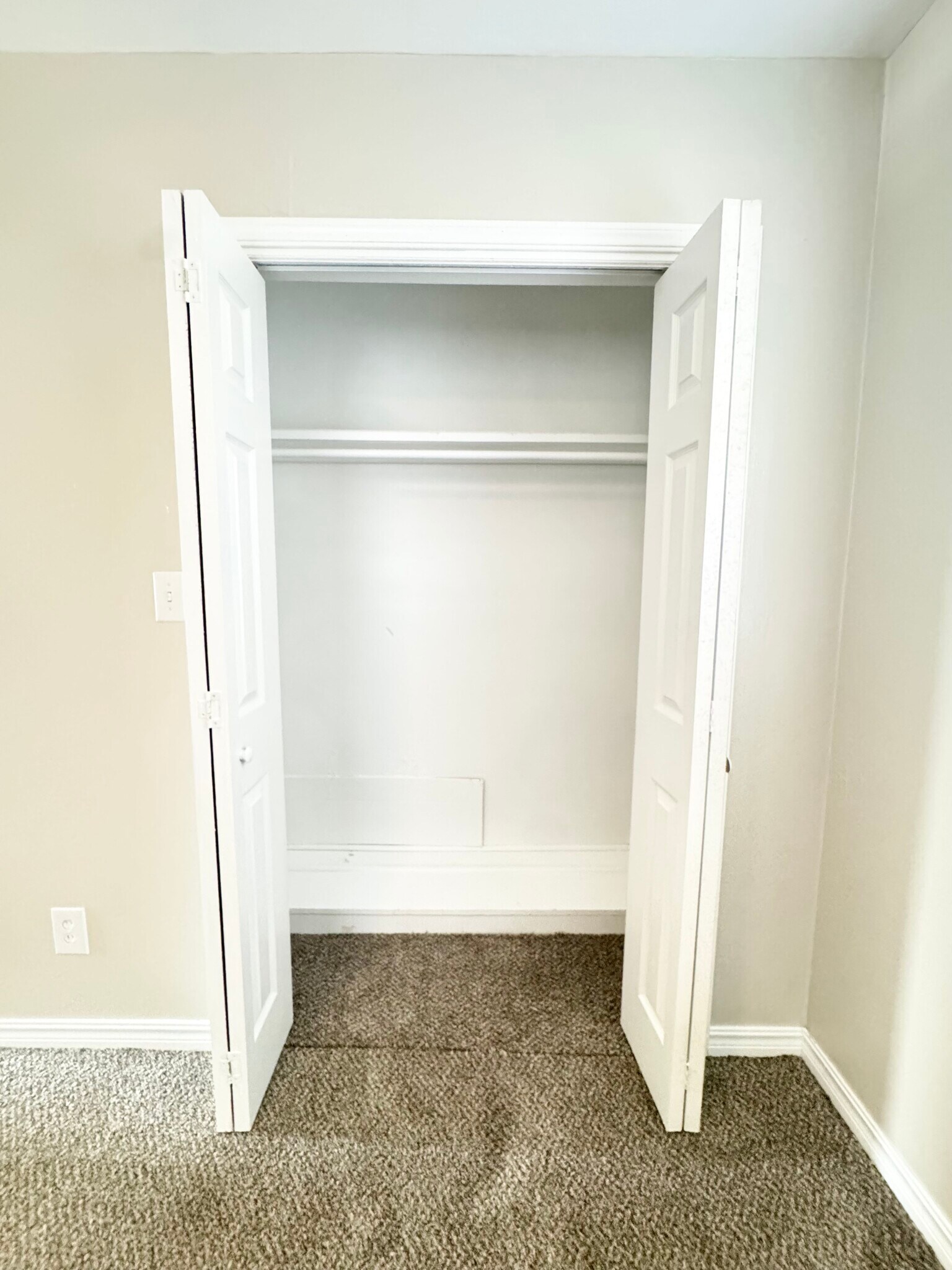 Building Photo - 1321 Beechwood Dr