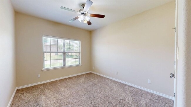 Building Photo - 4436 Reveille Rd