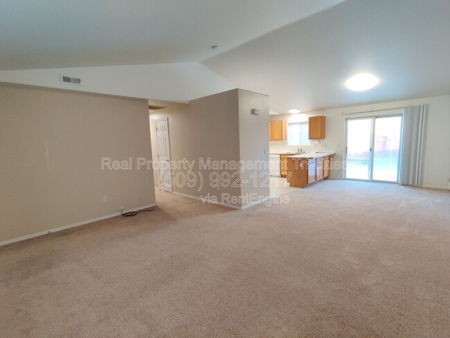 Building Photo - 4776 Mt Adams View Dr