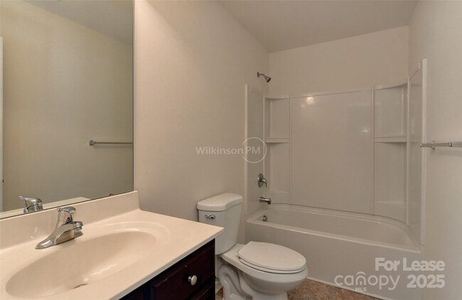 Building Photo - 9409 Pond Vista Court