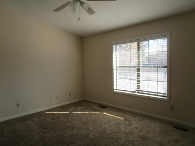 Building Photo - 605 Archdale Dr