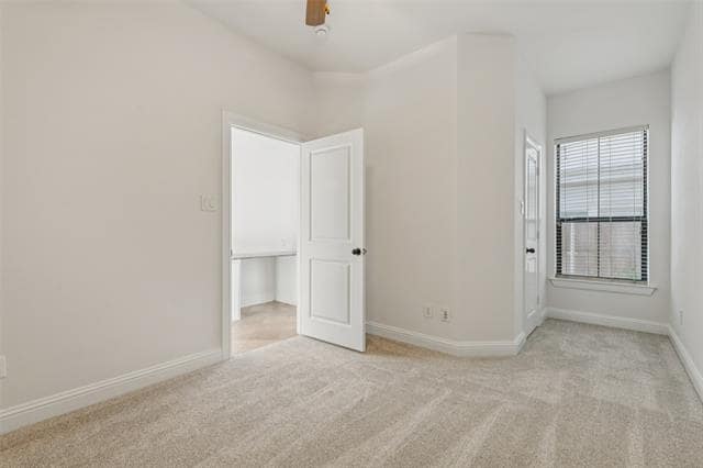 Building Photo - 3024 Carmel St