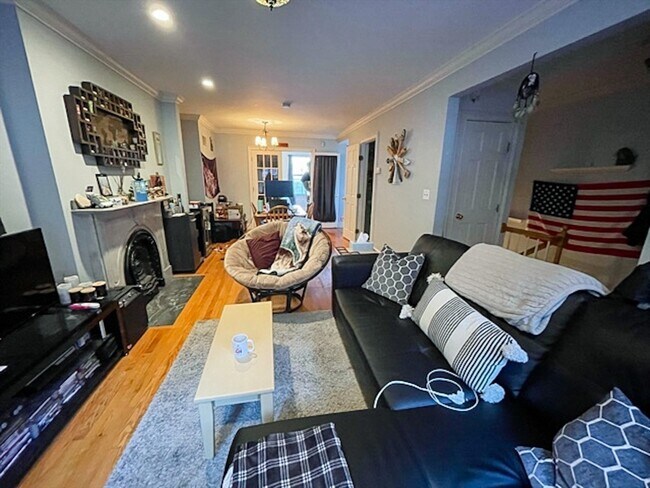 Building Photo - 57 Dwight St