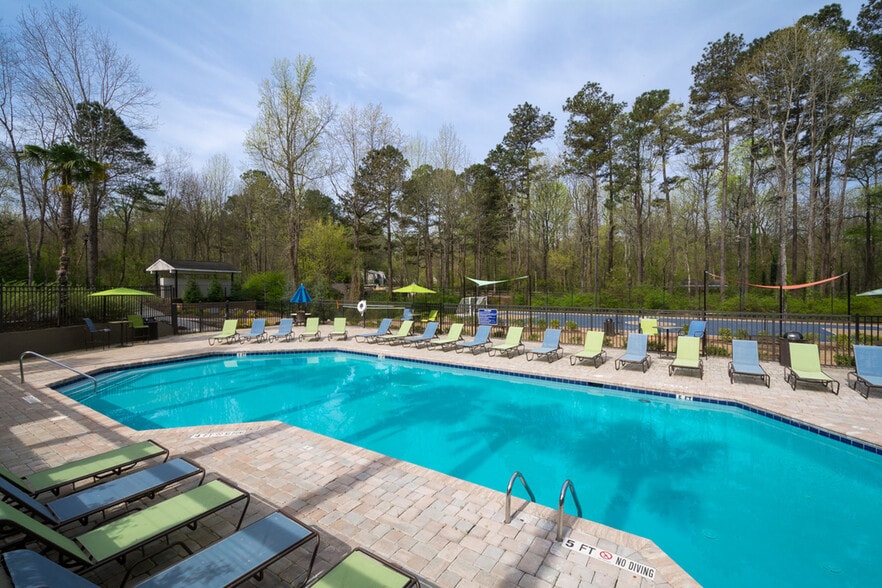 Primary Photo - Rosemont Peachtree Corners