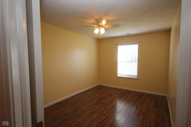 Building Photo - 2306 McGregor Dr