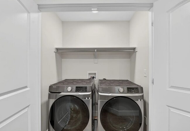 Building Photo - 2083 N 3930 W