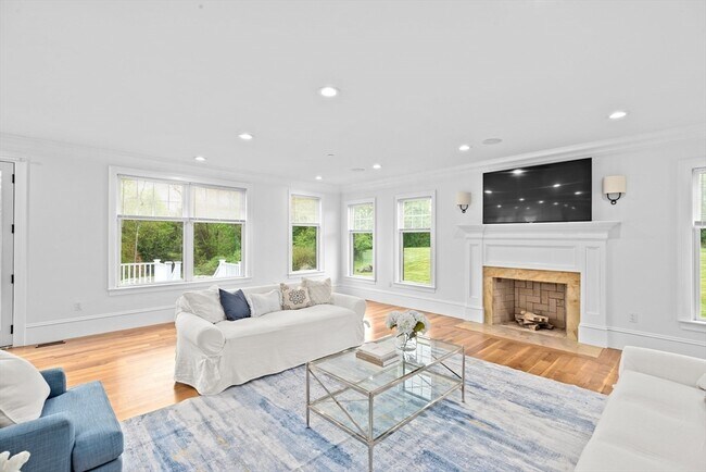 Building Photo - 45 Ocean Ledge Dr
