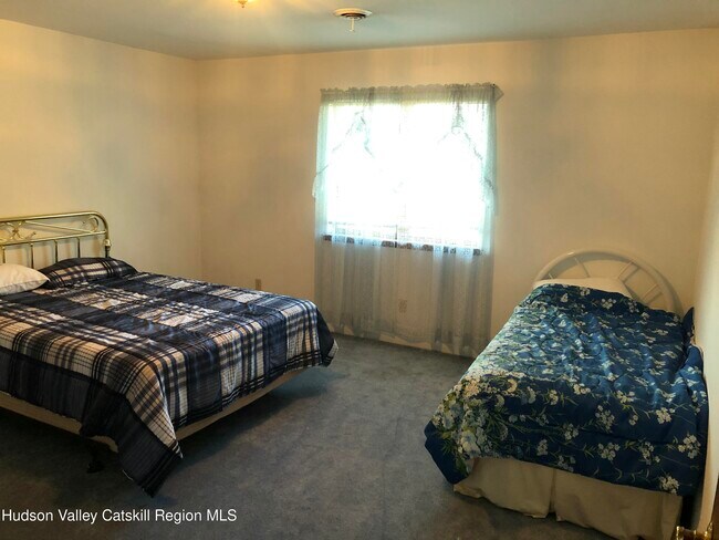 Building Photo - 552 NY-32