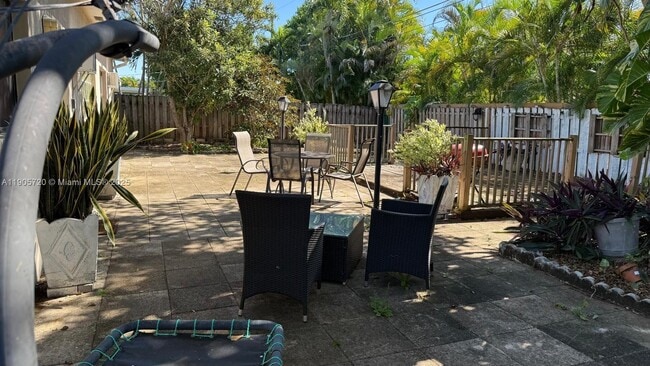 Building Photo - 11460 NW 37th St