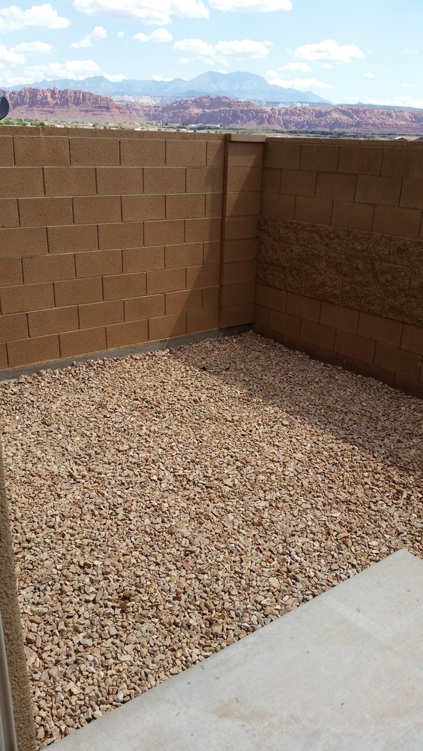 Building Photo - 3 Bedroom Townhome In Santa Clara With Snow Canyon Views